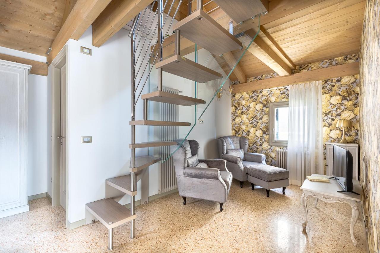 Ca' Cappello Venice Apartment 2 With Canal View Exterior foto